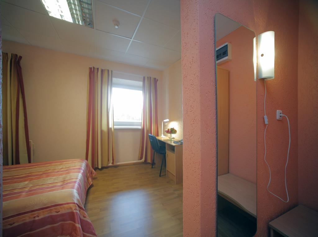 Rehe Hotel Tartu Ngoại thất bức ảnh