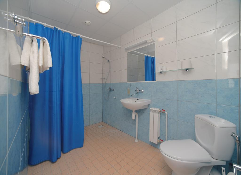 Rehe Hotel Tartu Phòng bức ảnh