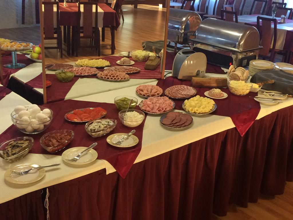 Rehe Hotel Tartu Ngoại thất bức ảnh